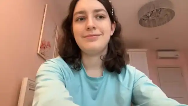 Snapshot of MilkySerenya chatting on May 27, 12:23 pm MilkySerenya online show from May 27, 12:23 pm