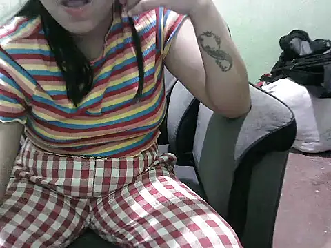 MommyRose28 online show from May 30, 2:18 am