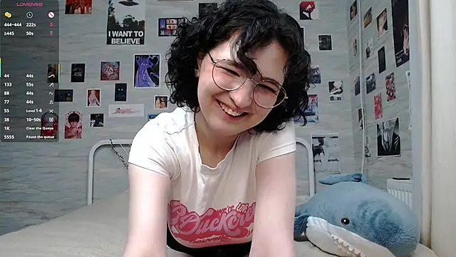 Snapshot of JackieApplePie chatting on June 18, 6:34 am JackieApplePie online show from June 18, 6:34 am