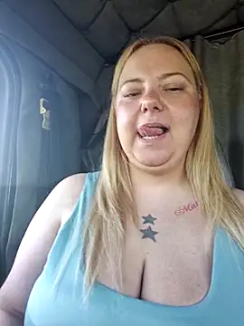 Snapshot of Jaclynnbaby chatting on June 30, 1:00 pm Jaclynnbaby online show from June 30, 1:00 pm