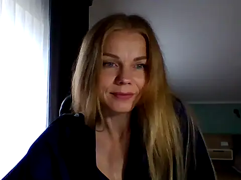Tina5394 online show from June 18, 5:06 am