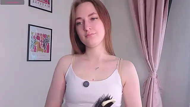 Snapshot of LeishaChamblee chatting on June 25, 1:36 am LeishaChamblee online show from June 25, 1:36 am