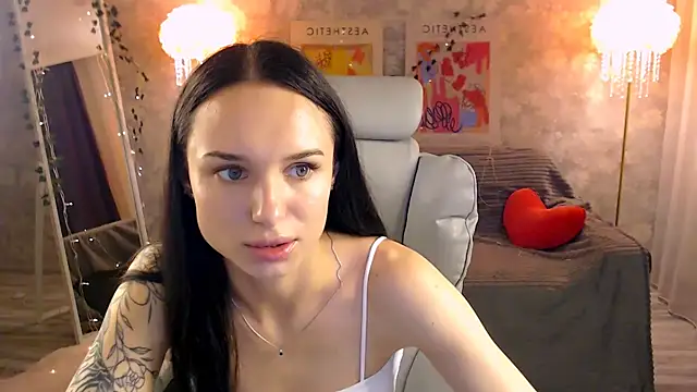 NicoleMerz online show from June 21, 4:57 pm