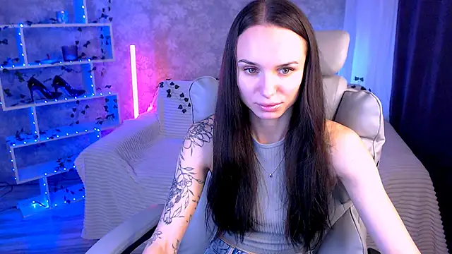 NicoleMerz online show from July 8, 7:14 pm