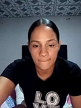 Snapshot of Cielo_777_ chatting on June 8, 11:49 pm Cielo 777 online show from June 8, 11:49 pm