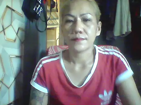 Snapshot of pinayheartaker chatting on July 8, 1:08 am pinayheartaker online show from July 8, 1:08 am