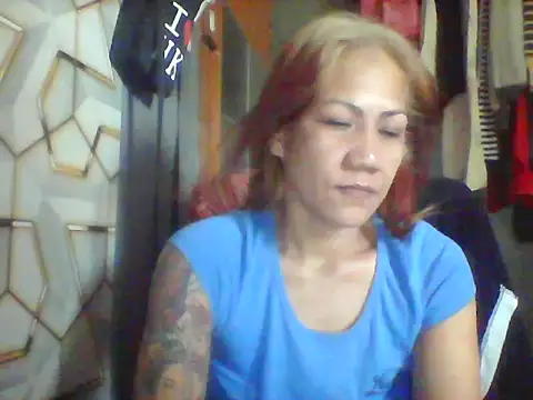 Snapshot of pinayheartaker chatting on June 18, 1:59 am pinayheartaker online show from June 18, 1:59 am
