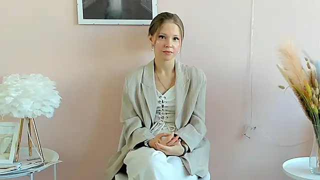 CristiRedpath online show from May 31, 7:47 am