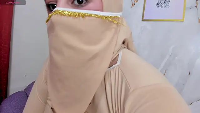 mariam akel online show from May 29, 1:06 pm
