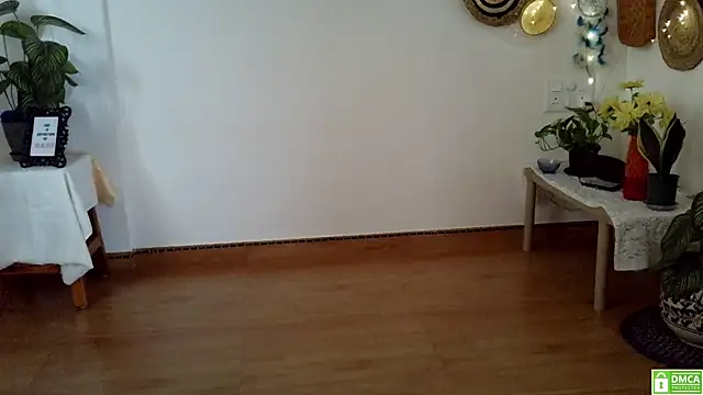 Snapshot of Yalinahotty chatting on July 1, 3:29 am Yalinahotty online show from July 1, 3:29 am