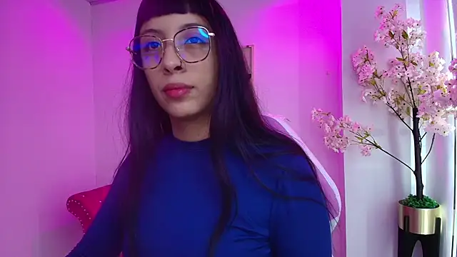 Willow cush online show from May 28, 12:11 pm