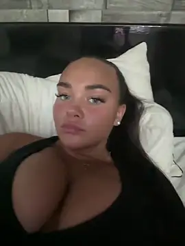 Snapshot of MaddisonWhitex chatting on May 30, 7:41 pm MaddisonWhitex online show from May 30, 7:41 pm