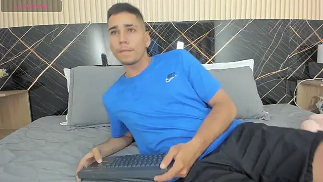 Mauro boy online show from June 6, 8:36 pm