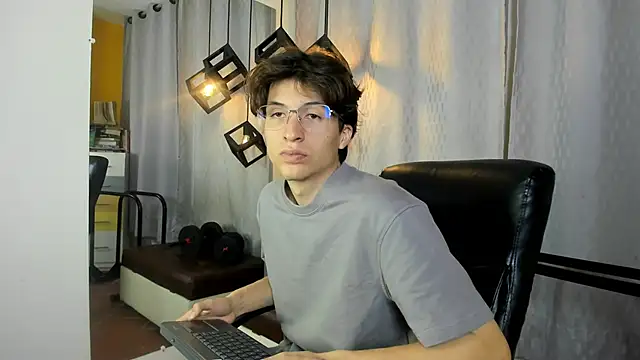 Snapshot of Marcoviolet chatting on June 27, 6:14 pm Marcoviolet online show from June 27, 6:14 pm