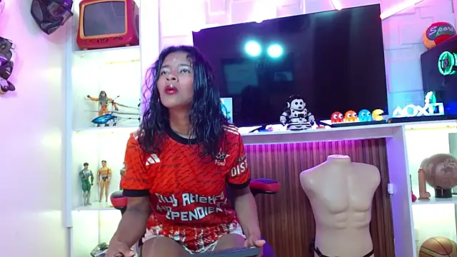  QueenMarilyn online show from June 15, 7:46 pm
