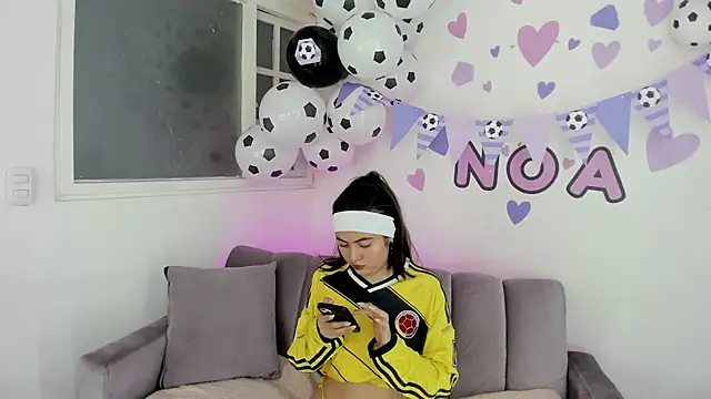 Noa bunny  online show from June 12, 9:34 pm