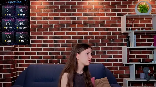 MyrtaMcclaney online show from June 11, 6:49 pm