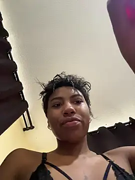 Snapshot of Zafiro_fire chatting on June 10, 11:00 am Zafiro fire online show from June 10, 11:00 am