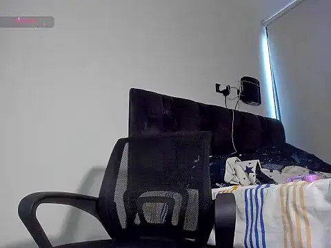 Snapshot of jacob_lautnerr chatting on June 4, 10:14 pm jacob lautnerr online show from June 4, 10:14 pm