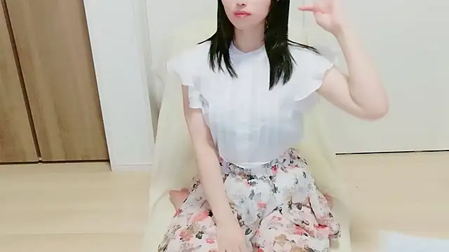 SUxMIxRE online show from July 23, 4:47 pm