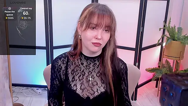 Snapshot of Hyuna_Flowers chatting on June 7, 3:34 am Hyuna Flowers online show from June 7, 3:34 am