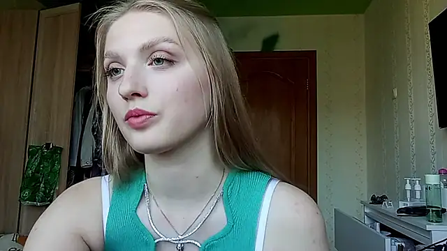 Snapshot of NorineGressett chatting on June 1, 3:22 pm NorineGressett online show from June 1, 3:22 pm
