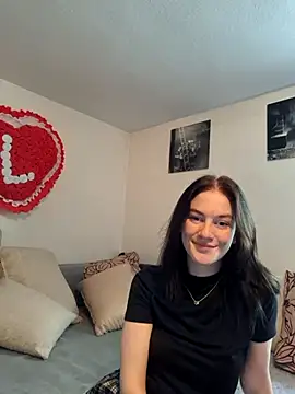 Lia hase online show from June 16, 9:09 am