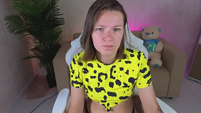 kira hatti online show from July 4, 7:48 am