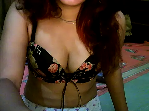 Snapshot of strip_nia chatting on June 30, 8:36 am strip nia online show from June 30, 8:36 am