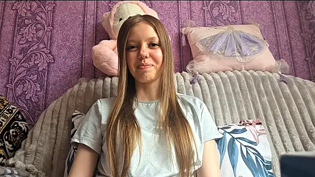 JuleRiter online show from May 30, 11:49 am