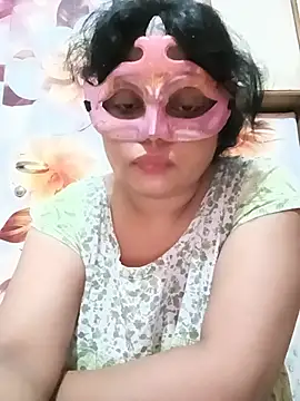 Snapshot of Priyanka_Love143 chatting on July 16, 10:23 am Priyanka Love143 online show from July 16, 10:23 am
