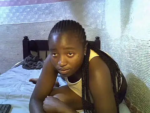 Snapshot of Minuta254 chatting on June 19, 8:03 pm Minuta254 online show from June 19, 8:03 pm
