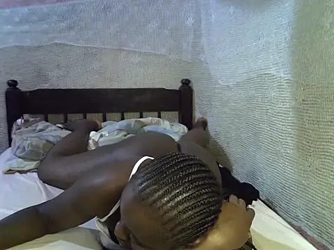 Snapshot of Minuta254 chatting on July 13, 8:35 am Minuta254 online show from July 13, 8:35 am