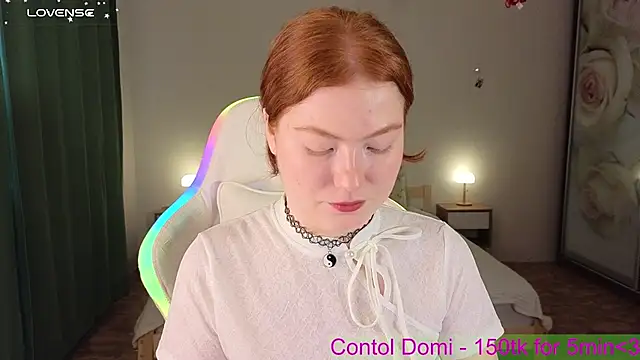 Snapshot of YourGingerCute chatting on July 19, 9:39 am YourGingerCute online show from July 19, 9:39 am