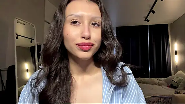 Snapshot of Alicekitty67 chatting on June 2, 2:06 pm Alicekitty67 online show from June 2, 2:06 pm