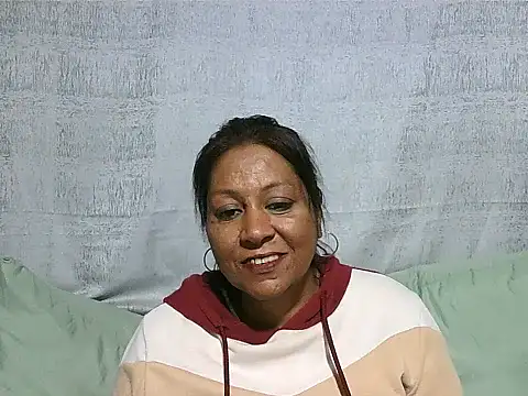 IndianSexyMilf69 online show from June 16, 5:07 am