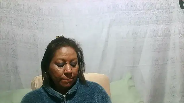 IndianSexyMilf69 online show from July 6, 5:14 am