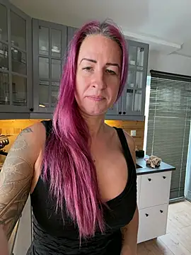 GermanMilfJasmin online show from July 15, 7:26 am