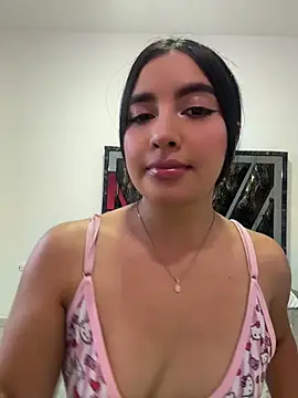 Snapshot of HaileyBieber_ chatting on June 29, 10:53 pm HaileyBieber online show from June 29, 10:53 pm