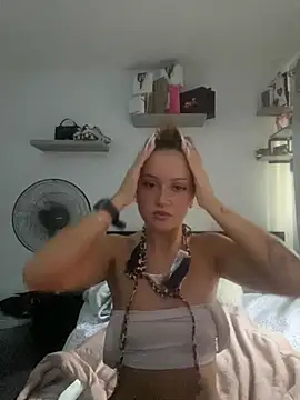 PoisonIvy x online show from June 24, 2:26 pm