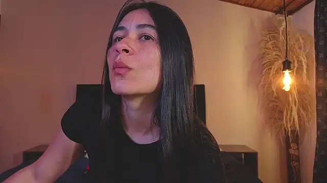 Snapshot of jackiie_ chatting on July 10, 1:11 pm jackiie online show from July 10, 1:11 pm