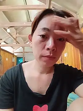 Snapshot of -Trinina- chatting on June 1, 3:18 am -Trinina- online show from June 1, 3:18 am