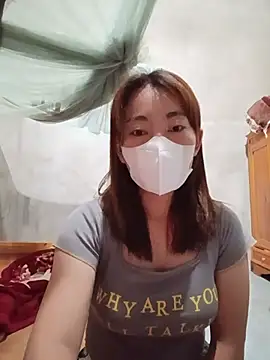 Snapshot of -Trinina- chatting on June 10, 3:46 pm -Trinina- online show from June 10, 3:46 pm