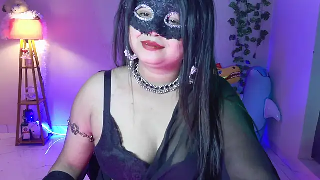 Red Heart  online show from June 26, 10:37 pm