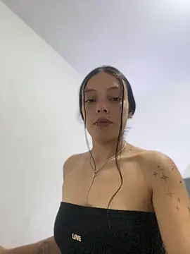 NIKA530 online show from July 16, 1:52 pm