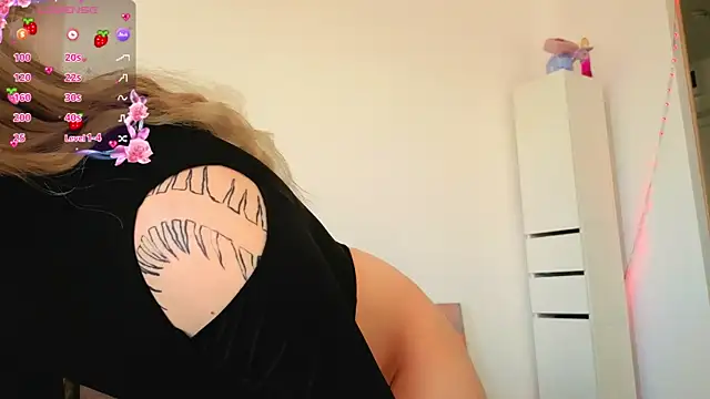 Chloecherry online show from July 1, 4:13 am