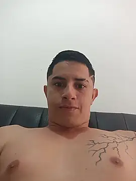 Snapshot of wickedboy_twin1 chatting on July 11, 1:55 pm wickedboy twin1 online show from July 11, 1:55 pm