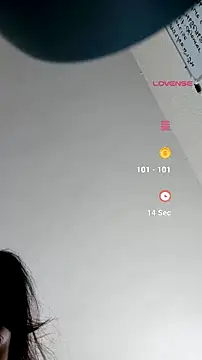 Snapshot of YanaSoHot chatting on June 25, 8:03 pm YanaSoHot online show from June 25, 8:03 pm