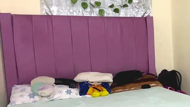 neomaki online show from June 19, 3:56 am