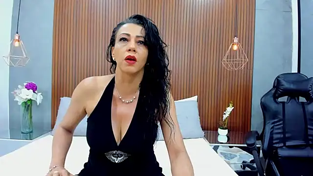 Velvet Luxx online show from June 20, 7:41 pm